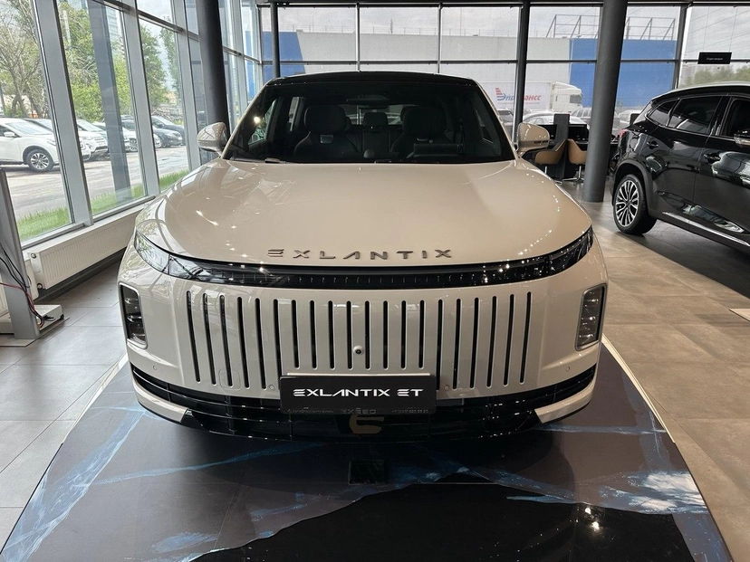 Автомобиль EXEED EXLANTIX ET I поколение 1.5hyb AT 4WD (469 л.с.) Top Серый 2025 новый