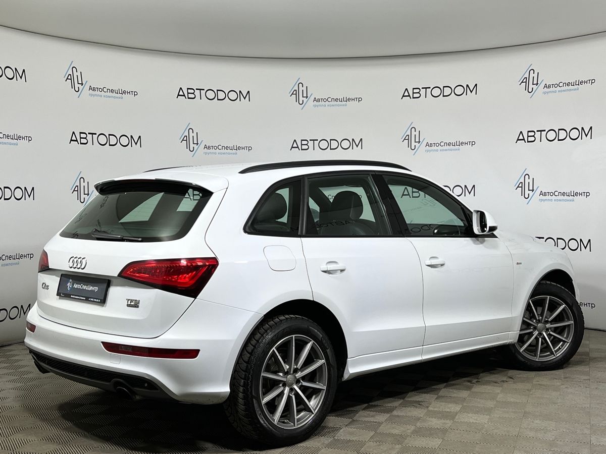 Автомобиль Audi Q5 I (8R) [рестайлинг] 2.0 AT 4WD (225 л.с.) Base Белый 2015 с пробегом 138 895 км