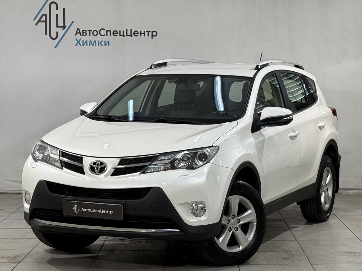 Toyota RAV4 IV поколение (XA40) 2.5 AT 4WD (180 л.с.) Престиж Плюс Белый 2013 с пробегом 110 000 км