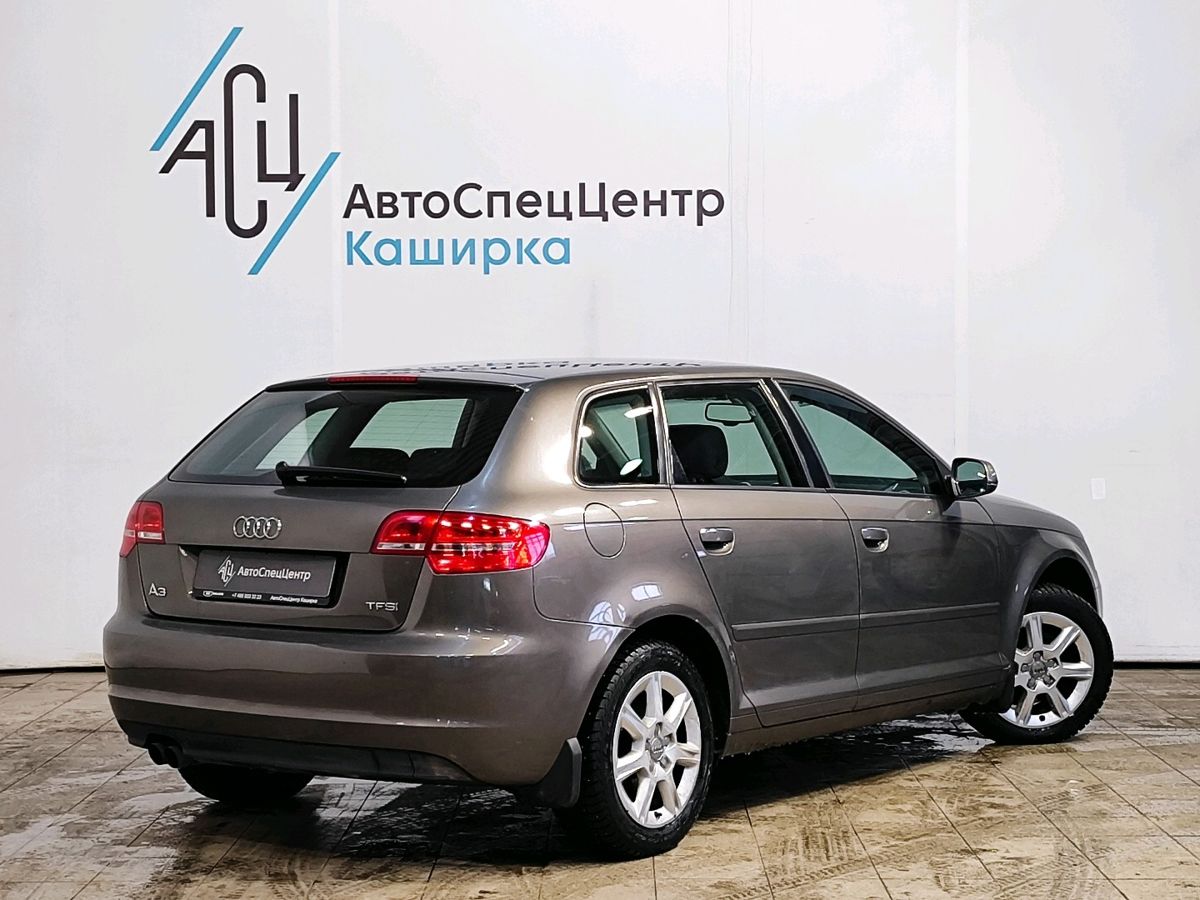 Автомобиль Audi A3 II (8P) [2-й рестайлинг] 1.4 AMT (125 л.с.) Ambiente Серый 2011 с пробегом 195 488 км