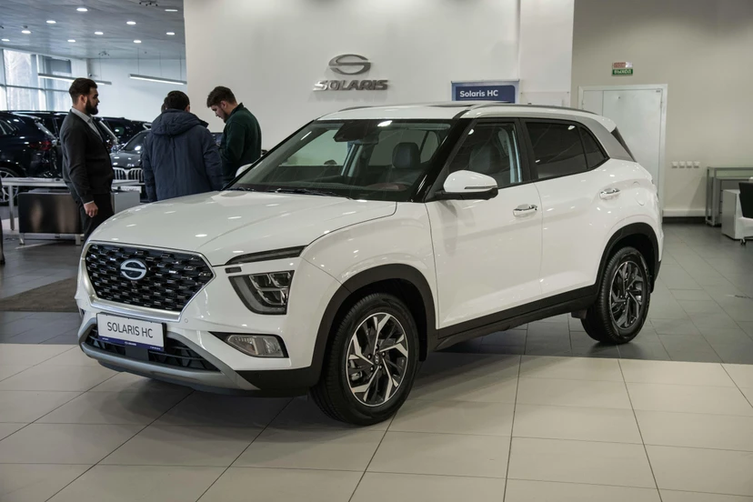 Автомобиль Solaris HC I поколение 2.0 AT 4WD (150 л.с.) Prestige + Smart Sence Белый 2025 новый