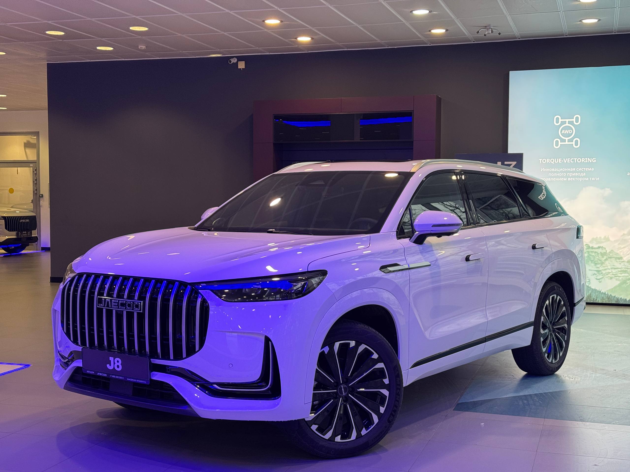 Jaecoo J8 I поколение 2.0 AMT 4WD (249 л.с.) Престиж Белый 2026 новый