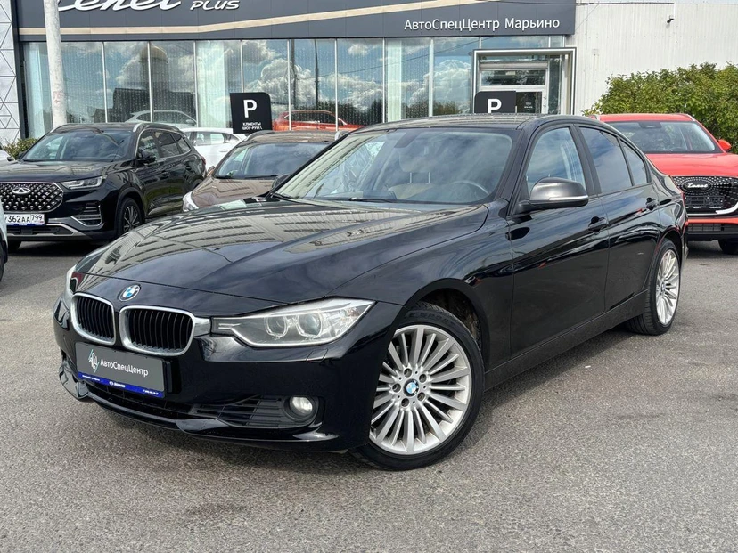 BMW 3 серии VI поколение (F30/F31/F34) 320 2.0 AT (184 л.с.) SE Чёрный 2014 с пробегом 210 000 км