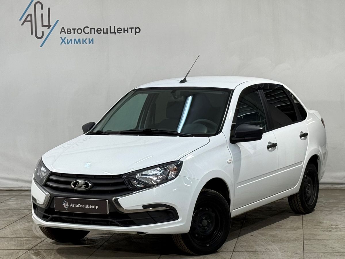 Автомобиль Lada (ВАЗ) Granta I [рестайлинг] 1.6 MT (90 л.с.) Standard Белый 2025 с пробегом 20 000 км