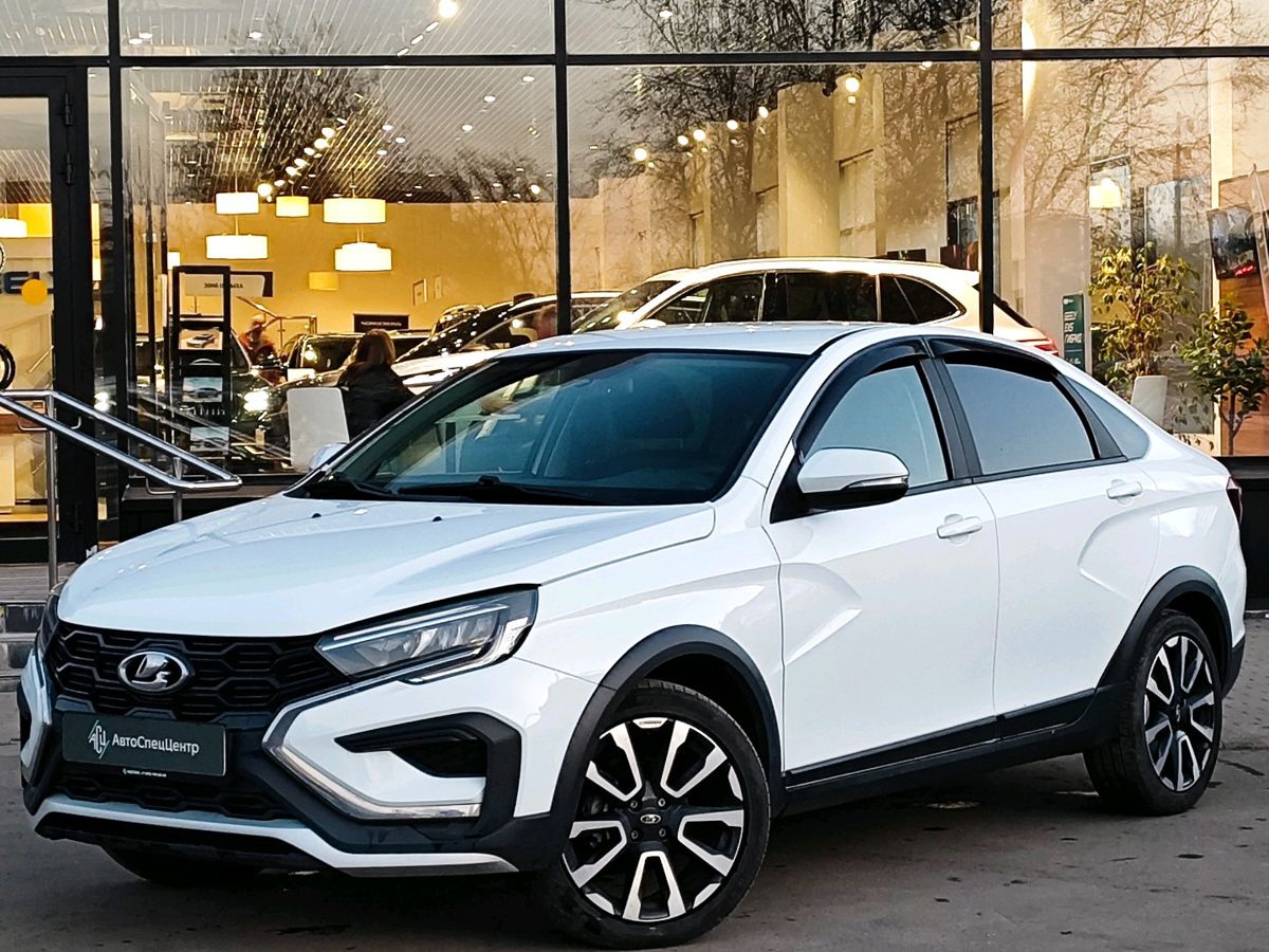 Lada (ВАЗ) Vesta I [рестайлинг] 1.6 MT (106 л.с.) Life'24 (без ESP) Белый 2023 с пробегом 32 792 км