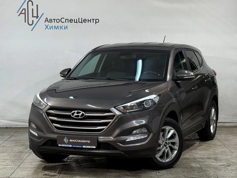 Автомобиль Hyundai Tucson III поколение 2.0 AT (150 л.с.) Travel Коричневый 2016 с пробегом 194 000 км