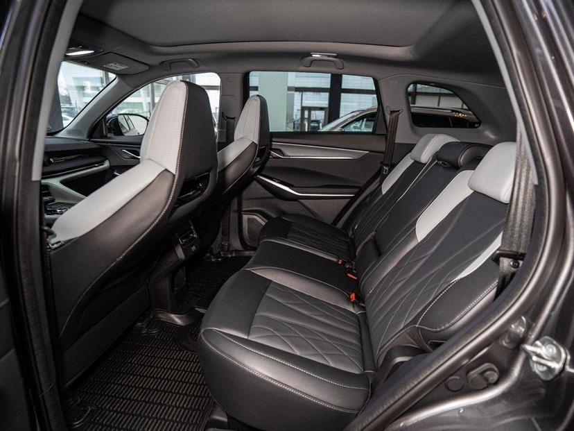 Автомобиль Changan CS75PLUS III поколение 2.0 AT (233 л.с.) Tech Серый 2024 новый