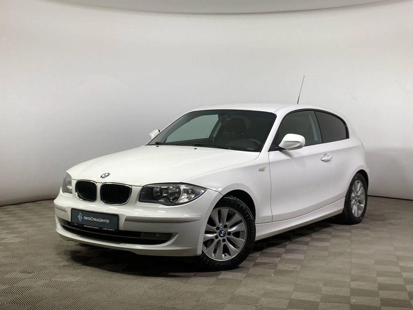 Автомобиль BMW 1 серии I (E81/E82/E87/E88) [рестайлинг] 116 1.6 AT (115 л.с.) Base Белый 2011 с пробегом 148 000 км