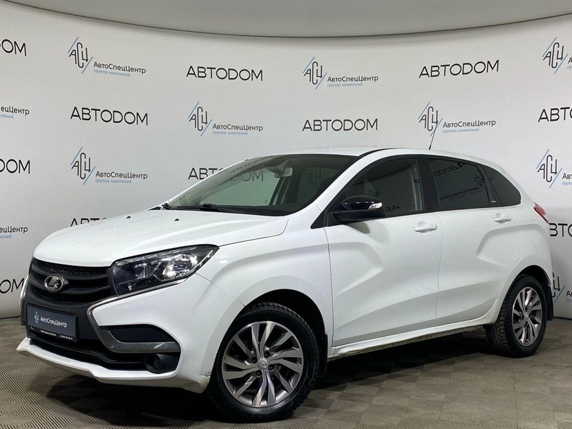 Автомобиль Lada (ВАЗ) XRAY I поколение 1.6 MT (106 л.с.) #Club Белый 2019 с пробегом 116 000 км