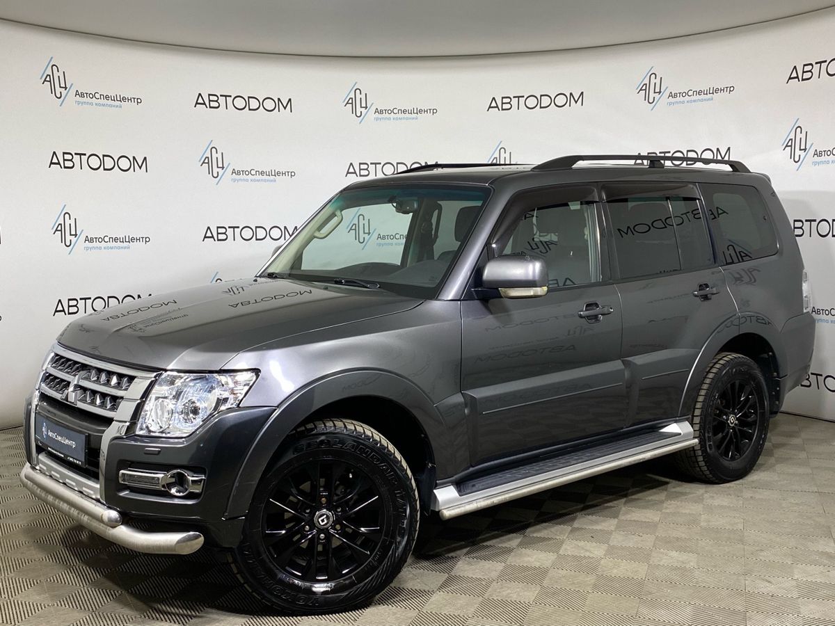 Mitsubishi Pajero IV [2-й рестайлинг] 3.0 AT 4WD (174 л.с.) Instyle Серый 2015 с пробегом 139 976 км