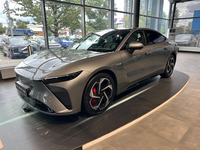Автомобиль EXEED EXLANTIX ES I поколение 1.5hyb AT 4WD (469 л.с.) Base Серый 2025 новый