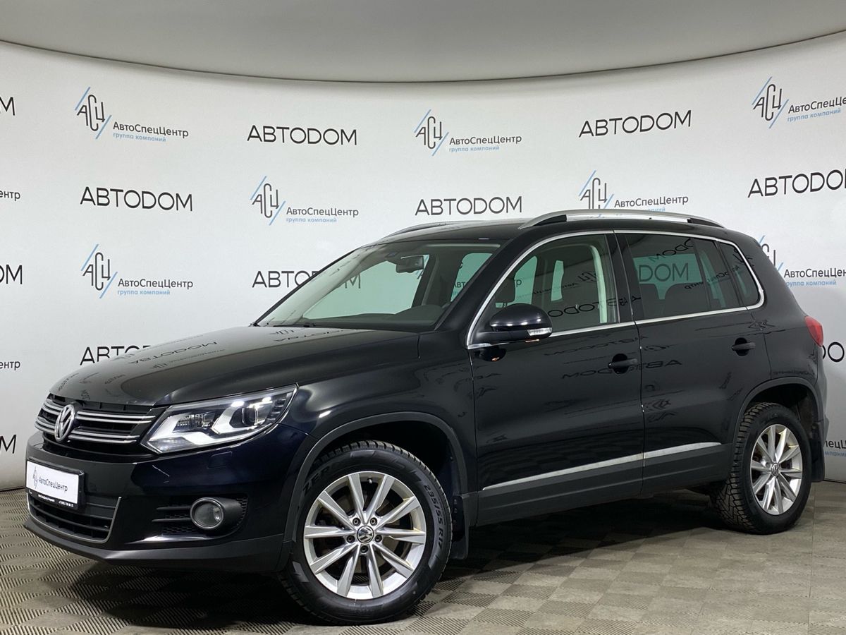 Volkswagen Tiguan I [рестайлинг] 2.0 AT 4WD (170 л.с.) Avenue Чёрный 2013 с пробегом 224 588 км