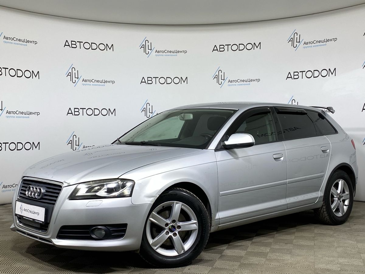 Автомобиль Audi A3 II (8P) [2-й рестайлинг] 1.4 AMT (125 л.с.) Ambition Серебристый 2011 с пробегом 232 176 км