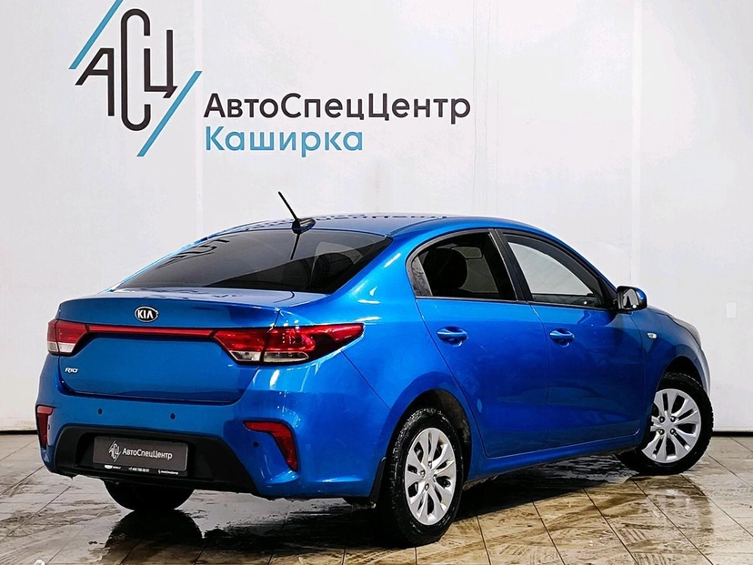Автомобиль Kia Rio IV поколение 1.6 AT (123 л.с.) Luxe Синий 2017 с пробегом 118 384 км