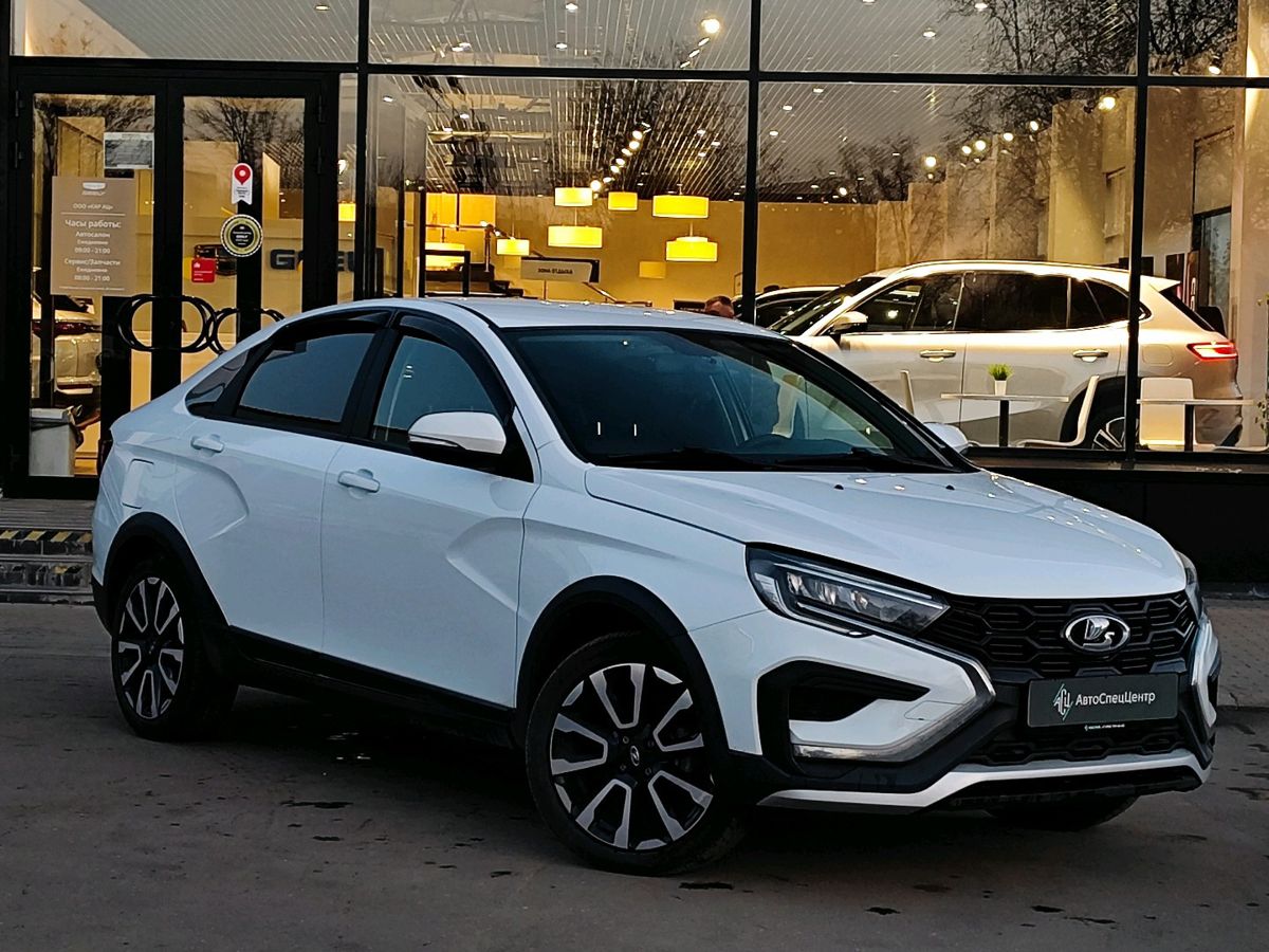 Lada (ВАЗ) Vesta I [рестайлинг] 1.6 MT (106 л.с.) Life'24 (без ESP) Белый 2023 с пробегом 32 792 км