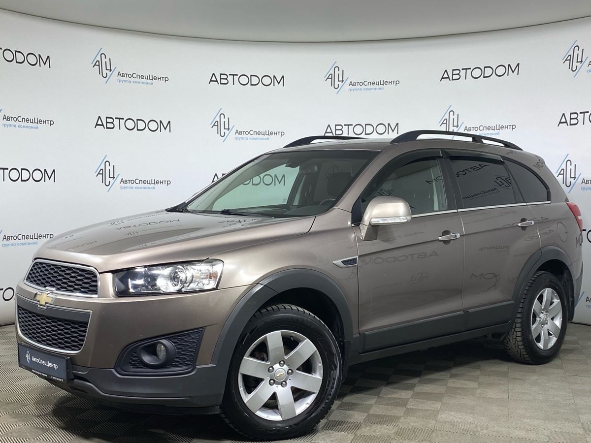 Автомобиль Chevrolet Captiva I [2-й рестайлинг] 2.2d AT 4WD (5 мест) (184 л.с.) LT Бежевый 2015 с пробегом 198 751 км