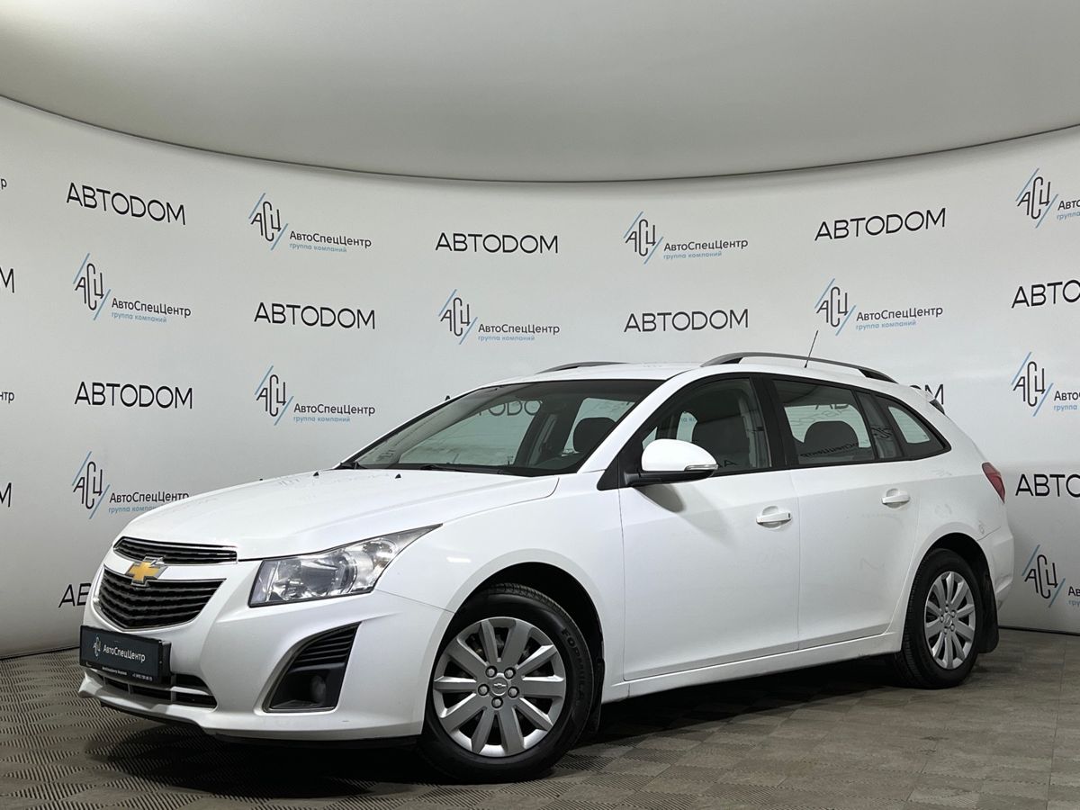 Chevrolet Cruze I (J300) [рестайлинг] 1.6 MT (124 л.с.) LS Белый 2014 с пробегом 159 211 км