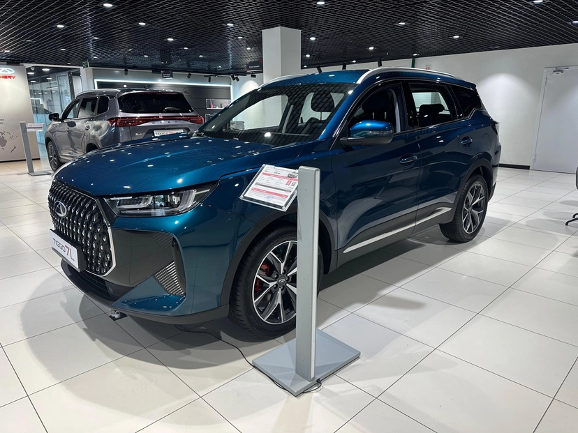 Автомобиль CHERY Tiggo 7L I поколение 1.6 AMT 4WD (150 л.с.) Active Синий 2025 новый