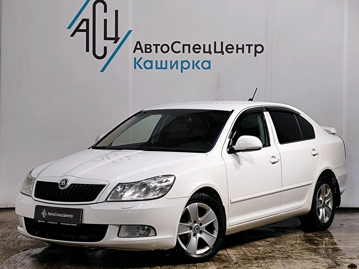 Автомобиль Skoda Octavia II (A5) [рестайлинг] 1.8 AT (152 л.с.) Elegance Белый 2012 с пробегом 198 822 км