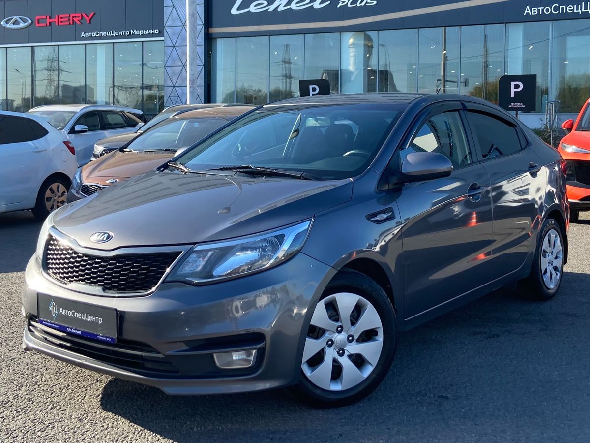 Kia Rio III [рестайлинг] 1.6 MT (123 л.с.) Comfort Аудио Серый 2016 с пробегом 137 700 км