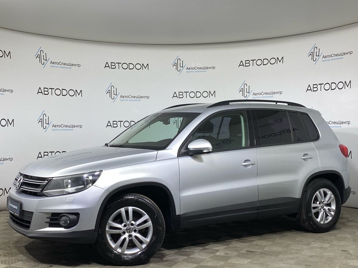 Volkswagen Tiguan I [рестайлинг] 1.4 AMT (150 л.с.) CLUB Серебристый 2015 с пробегом 196 808 км