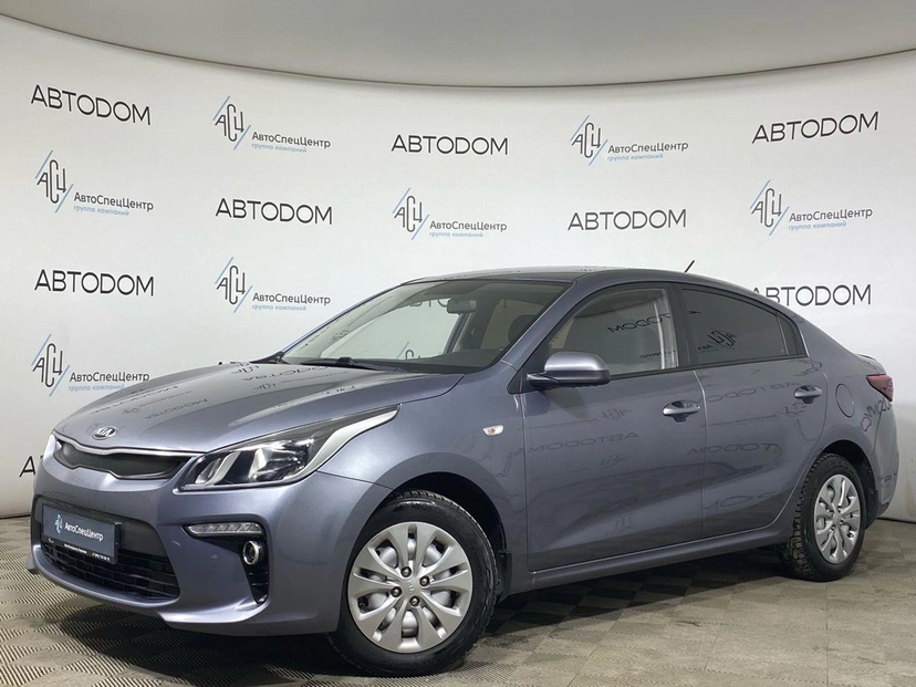 Автомобиль Kia Rio IV поколение 1.6 MT (123 л.с.) Base Серый 2017 с пробегом 175 000 км