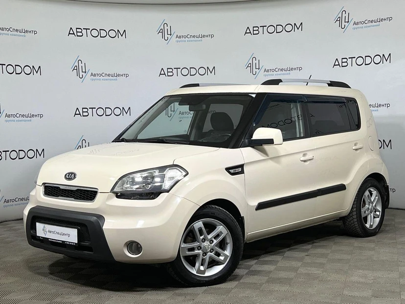 Автомобиль Kia Soul I поколение 1.6 AT (126 л.с.) Comfort Бежевый 2010 с пробегом 169 790 км