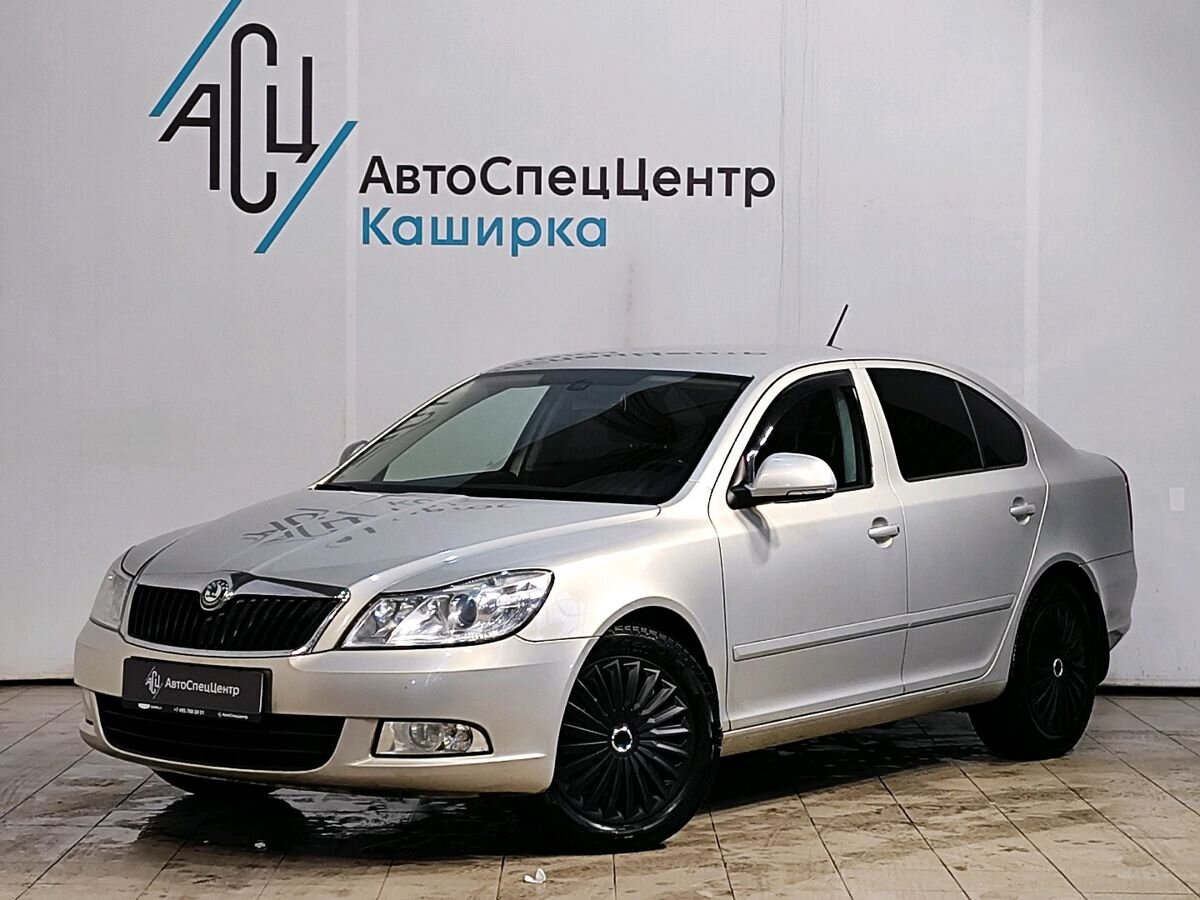 Автомобиль Skoda Octavia II (A5) [рестайлинг] 1.8 AT (152 л.с.) Ambition Серый 2012 с пробегом 174 158 км