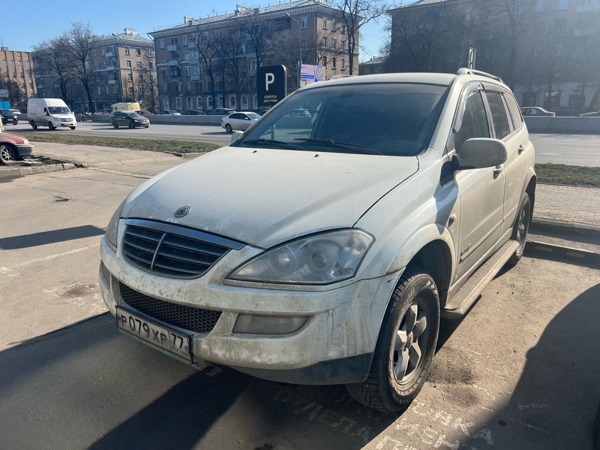 Автомобиль SsangYong Kyron I [рестайлинг] 2.0d MT 4WD (141 л.с.) Comfort Белый 2012 с пробегом 186 666 км