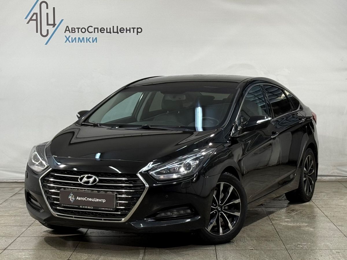 Автомобиль Hyundai i40 I (VF) [рестайлинг] 2.0 AT (150 л.с.) High-tech Чёрный 2015 с пробегом 95 000 км