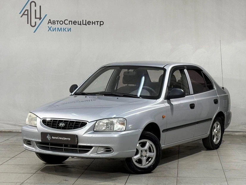 Hyundai Accent II поколение (LC) ТагАЗ 1.5 MT (102 л.с.) Base Серебристый 2005 с пробегом 221 000 км