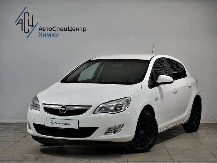 Автомобиль Opel Astra IV поколение (J) 1.6 MT (115 л.с.) Enjoy Белый 2011 с пробегом 141 504 км