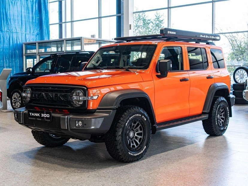 Автомобиль TANK 300 I поколение 2.0 AT 4WD (220 л.с.) City Premium Оранжевый 2025 новый