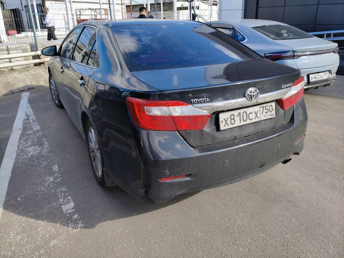 Toyota Camry VII поколение (XV50) 2.5 AT (181 л.с.) Престиж Чёрный 2014 с пробегом 291 210 км