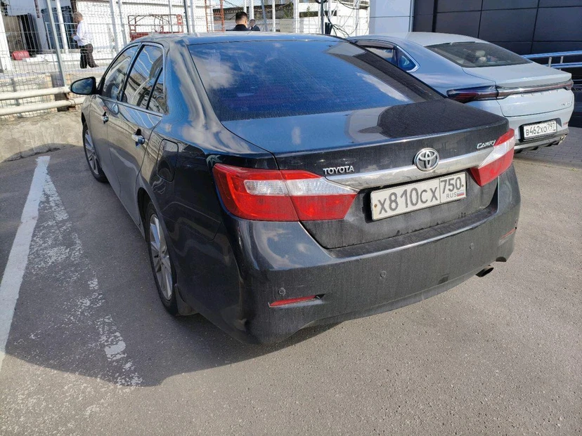 Toyota Camry VII поколение (XV50) 2.5 AT (181 л.с.) Престиж Чёрный 2014 с пробегом 291 210 км