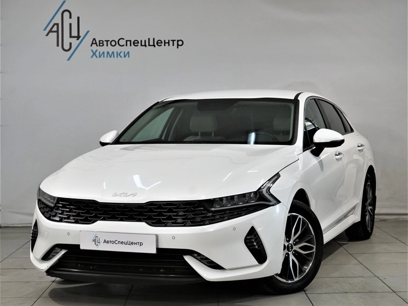 Автомобиль Kia K5 III поколение 2.5 AT (194 л.с.) Style Белый 2021 с пробегом 60 300 км