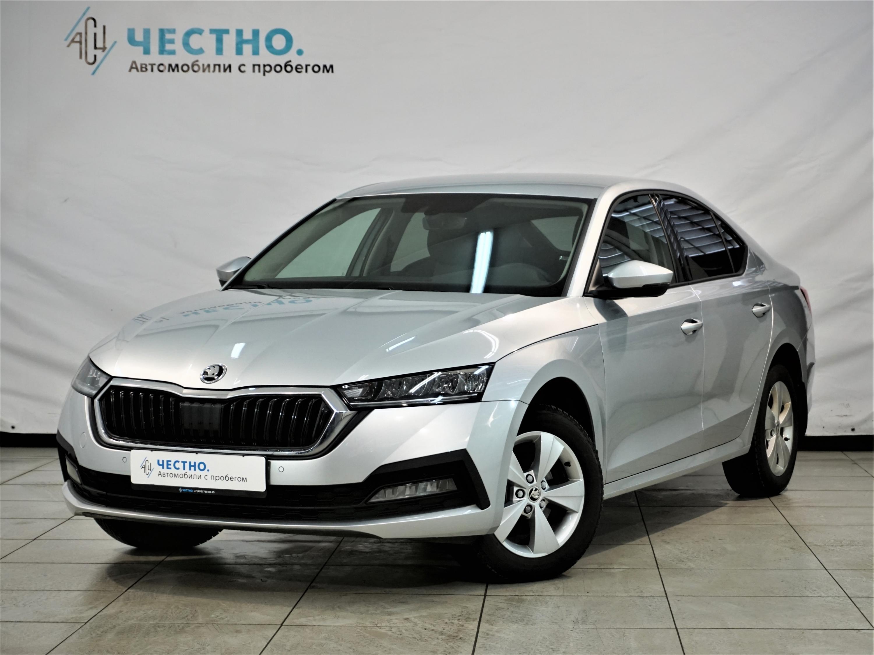 Автомобиль Skoda Octavia IV поколение (A8) 1.4 AT (150 л.с.) Ambition Plus Серый 2021 с пробегом 6461 км