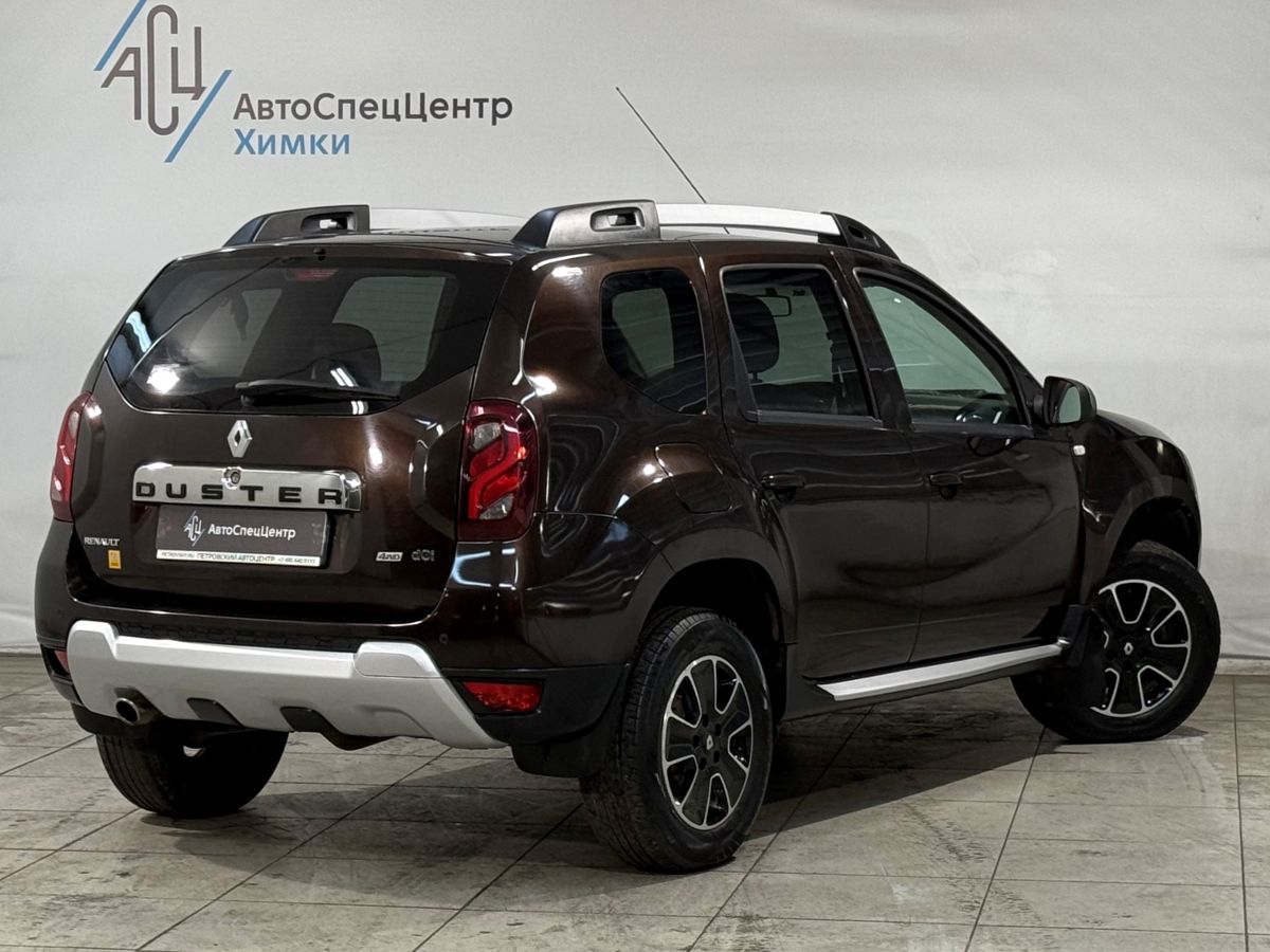 Автомобиль Renault Duster I [рестайлинг] 1.5d MT 4WD (109 л.с.) Base Коричневый 2018 с пробегом 164 000 км