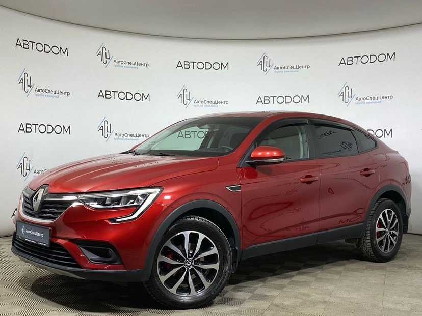 Автомобиль Renault Arkana I поколение 1.6 MT (114 л.с.) Life Красный 2022 с пробегом 58 213 км