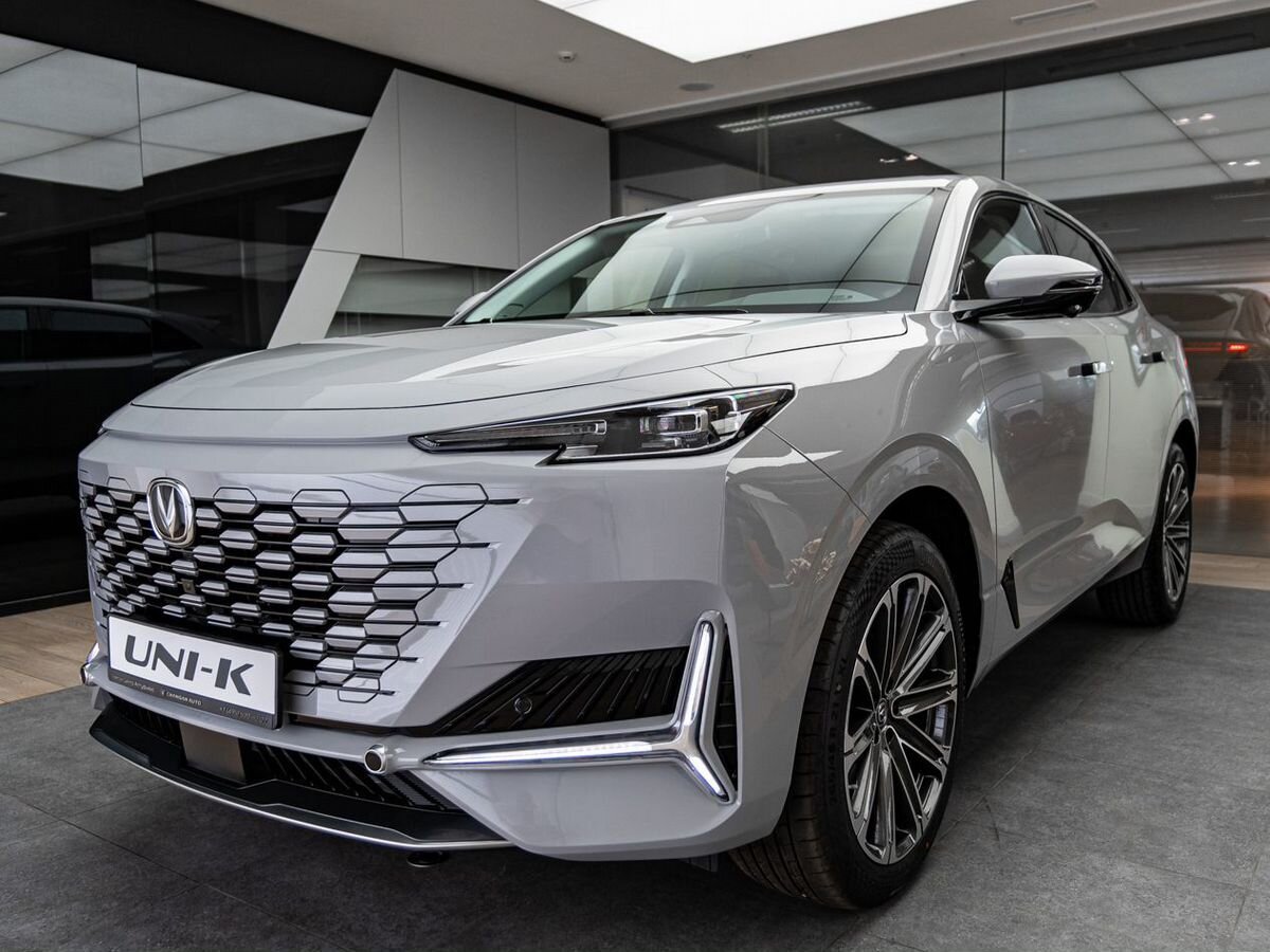 Автомобиль Changan UNI-K I поколение 2.0 AT 4WD (226 л.с.) Tech Серый 2024 новый