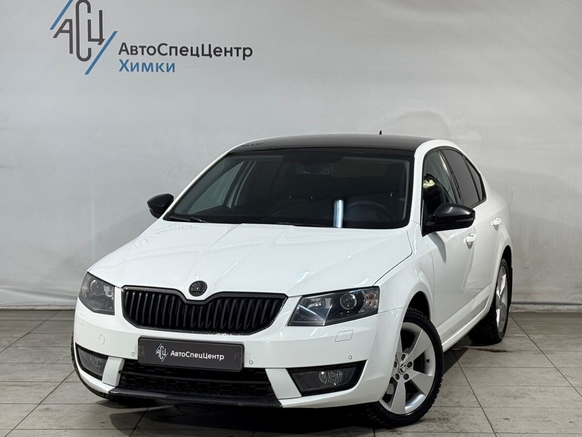 Автомобиль Skoda Octavia III поколение (A7) 1.4 AMT (150 л.с.) Style Белый 2016 с пробегом 247 700 км