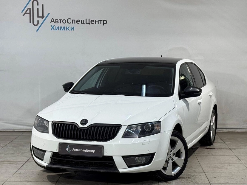 Автомобиль Skoda Octavia III поколение (A7) 1.4 AMT (150 л.с.) Style Белый 2016 с пробегом 247 700 км