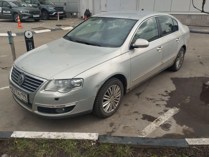 Volkswagen Passat VI поколение (B6) 1.8 AMT (152 л.с.) Highline Серый 2010 с пробегом 224 755 км