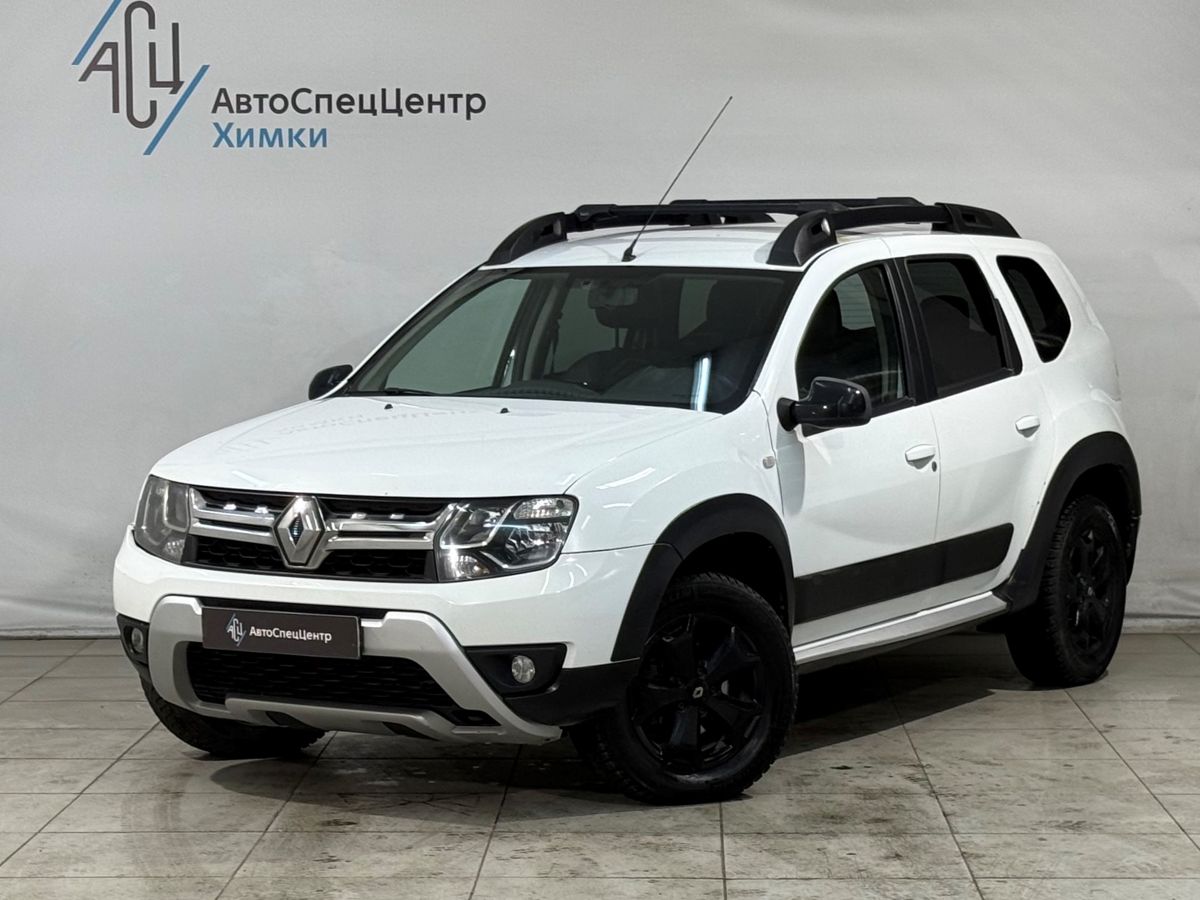 Автомобиль Renault Duster I [рестайлинг] 2.0 AT 4WD (143 л.с.) Adventure Белый 2019 с пробегом 137 000 км