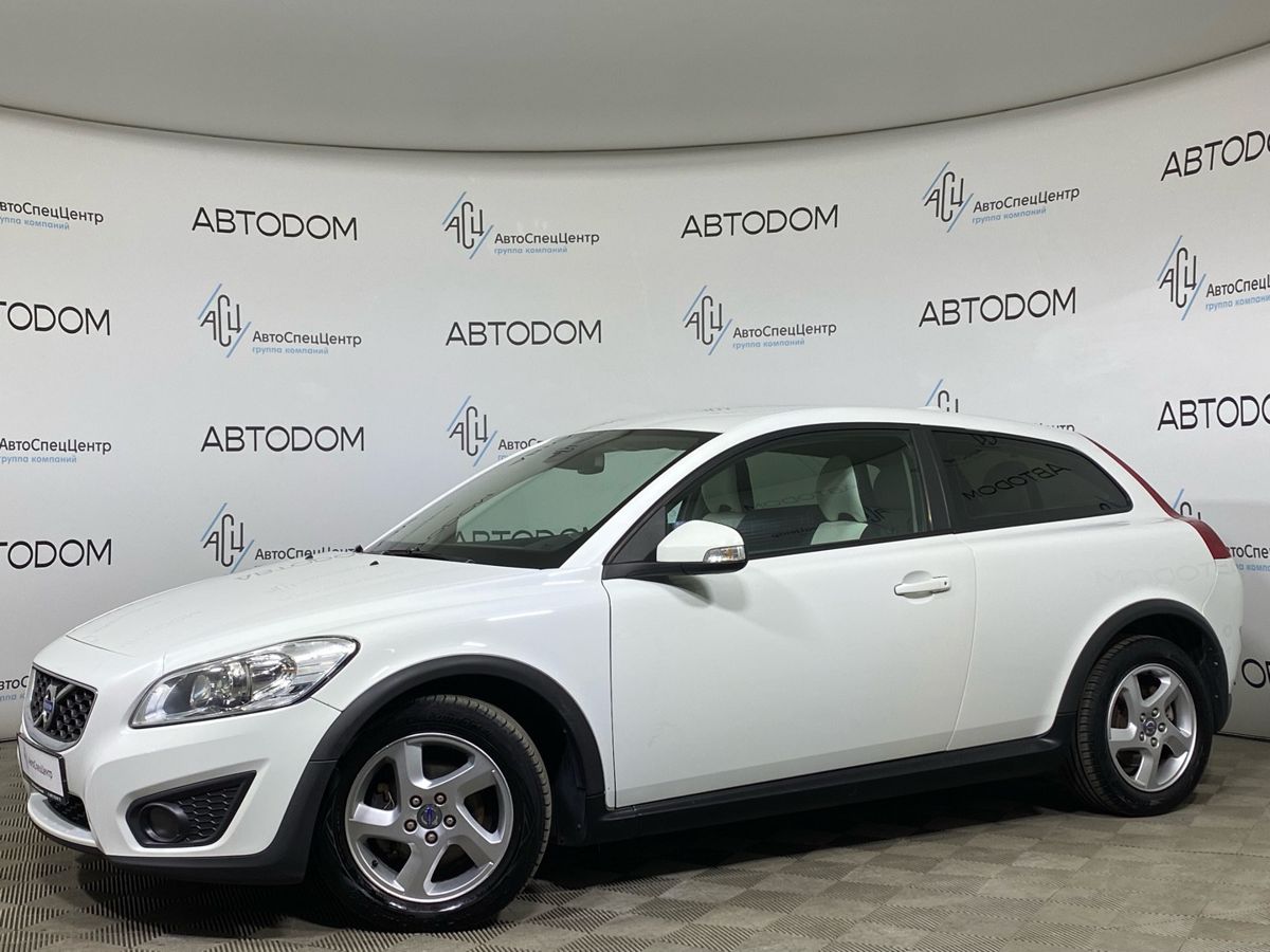 Volvo C30 I поколение 1.6 MT (100 л.с.) OP30 Optima Белый 2010 с пробегом 204 915 км