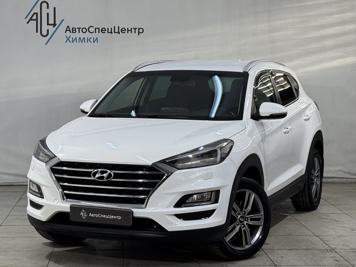 Hyundai Tucson III [рестайлинг] 2.0 AT (150 л.с.) Lifestyle + Advanced Белый 2018 с пробегом 82 000 км