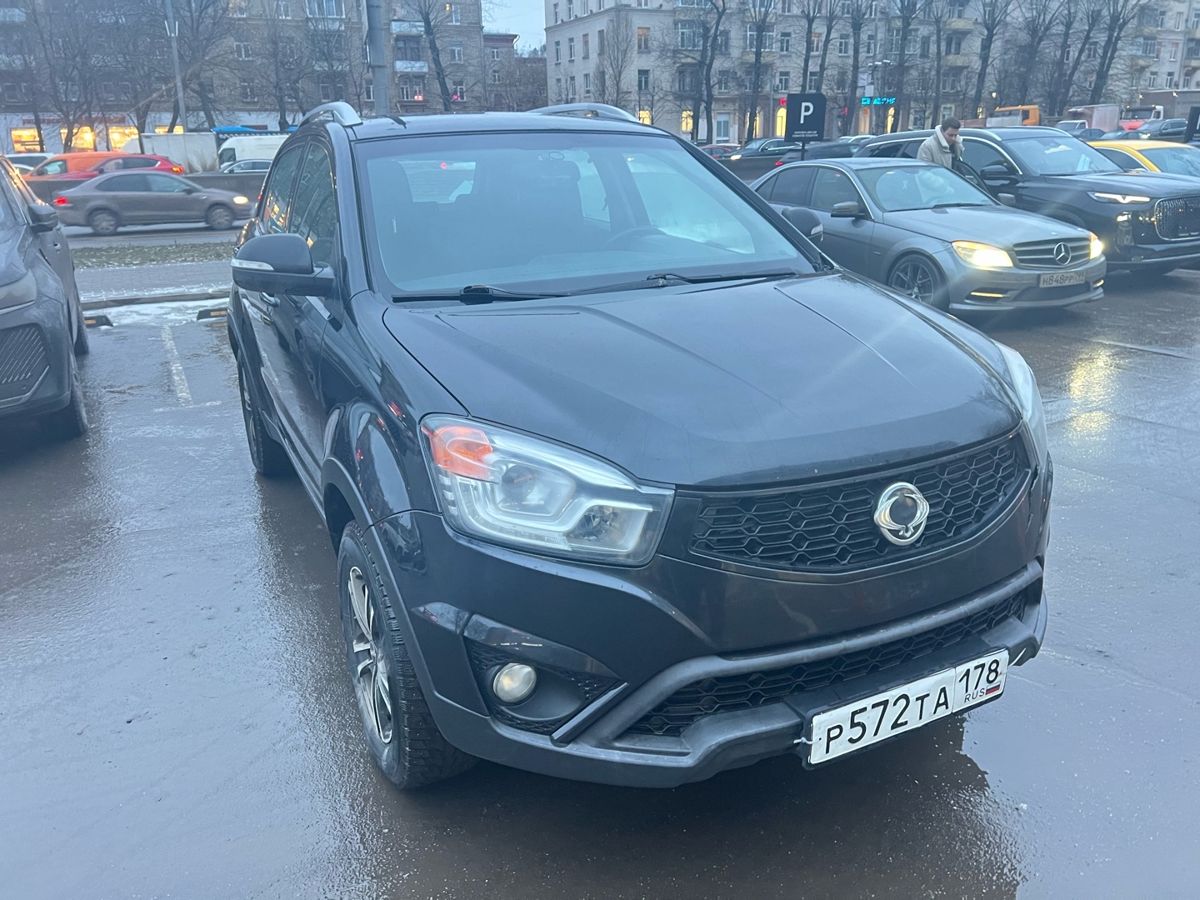 Автомобиль SsangYong Actyon II [рестайлинг] 2.0 AT (149 л.с.) Comfort (low) Чёрный 2014 с пробегом 181 705 км