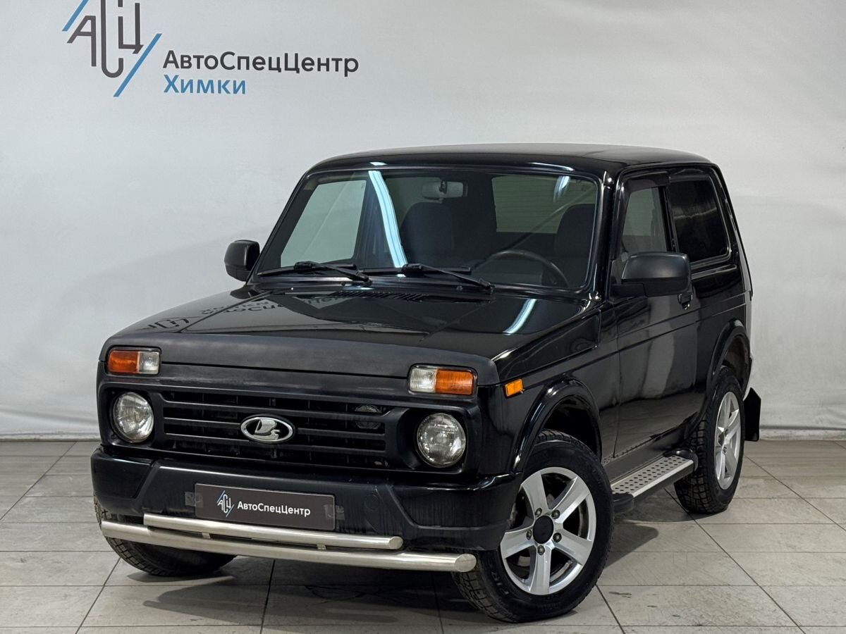 Автомобиль Lada (ВАЗ) 2121 (4x4) I [рестайлинг] 1.7 MT 4WD (83 л.с.) Luxe Кондиционер Металлик (2017-2018) Чёрный 2019 с пробегом 90 000 км
