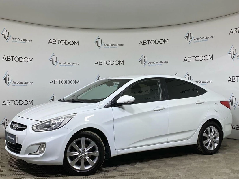 Hyundai Solaris I поколение 1.6 MT (123 л.с.) Comfort Белый 2013 с пробегом 161 729 км