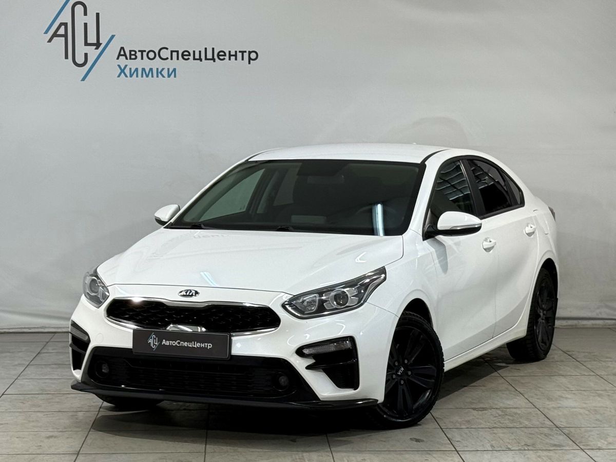 Автомобиль Kia Cerato IV поколение 1.6 AT (128 л.с.) Luxe Белый 2020 с пробегом 121 152 км